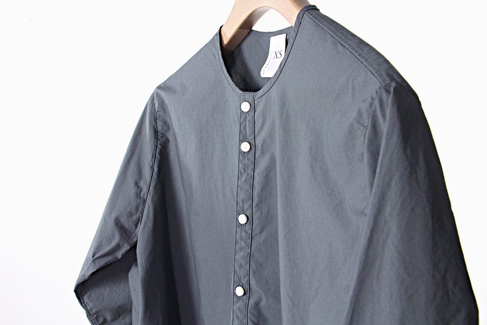 NO CONTROL AIR/ノーコントロールエアー/コンパクトコットン ライトタイプライター ノーカラーシャツ/2019ss/XS/ユニセックス/S9-NC013SF