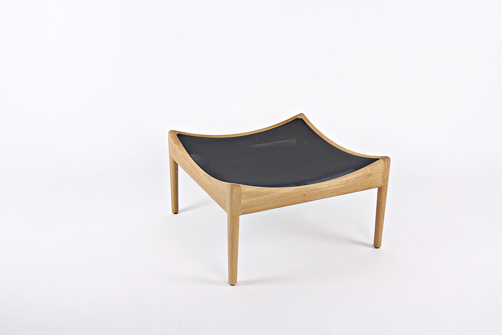 MODUS ottoman (モデュス) / Kristian Vedel (クリスチャン・ヴェデル)