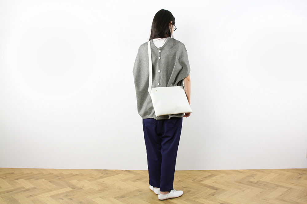fourruof / フォアルオブ / LEATHER SACOCHE & CLUTCH BAG