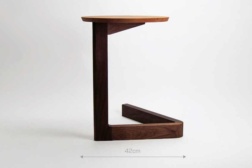 宮崎椅子製作所 / en side table