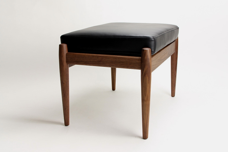 宮崎椅子製作所 / Paper Knife sofa ottoman