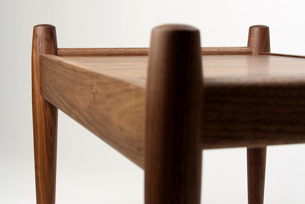 宮崎椅子製作所 / Paper Knife sofa ottoman