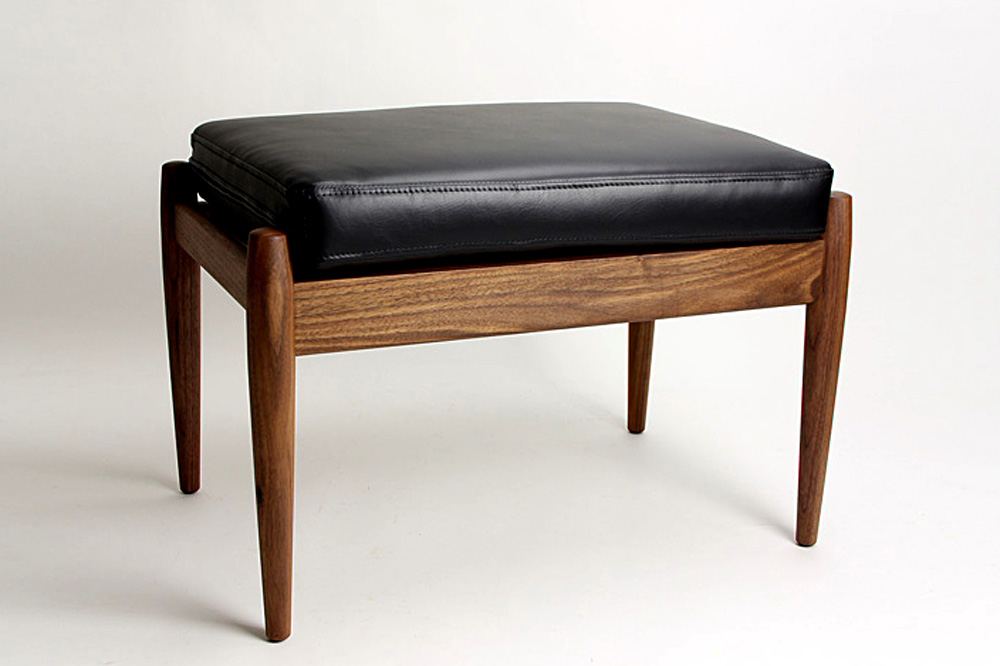 宮崎椅子製作所 / Paper Knife sofa ottoman