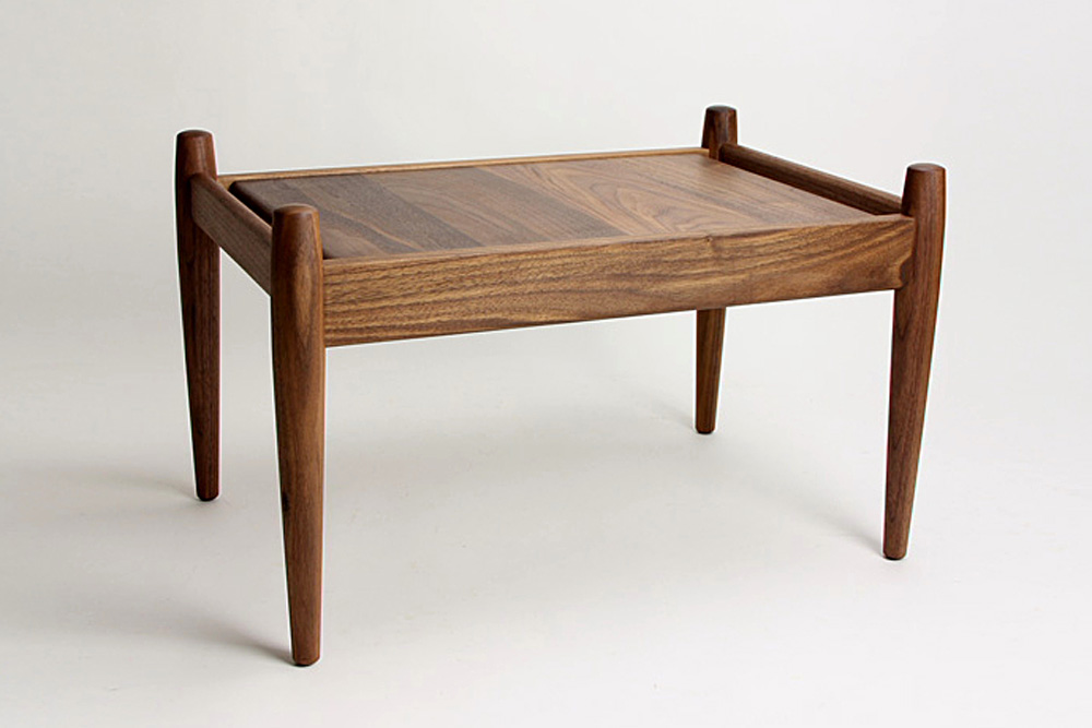 宮崎椅子製作所 / Paper Knife sofa ottoman