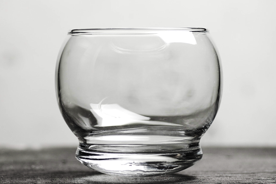 Rocking Glass (ロッキング・グラス)