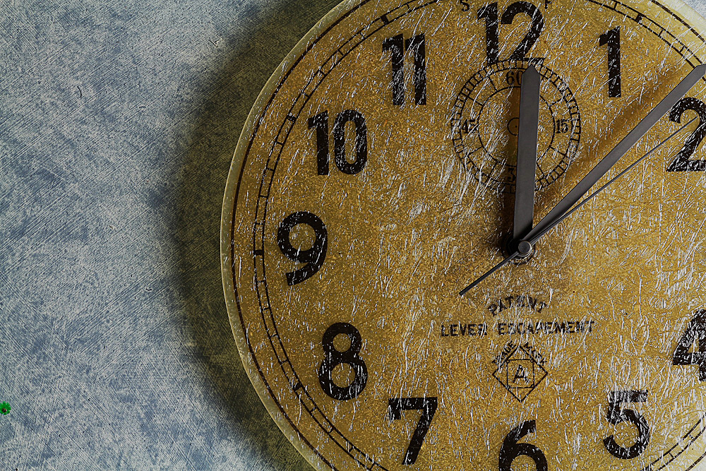 testis / テスティス / FRP clock