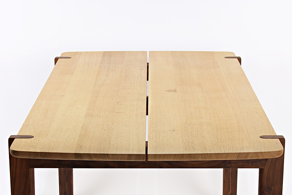 宮崎椅子製作所 / en table