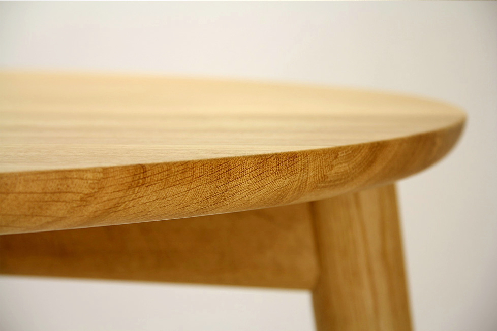 宮崎椅子製作所 / hozuki table