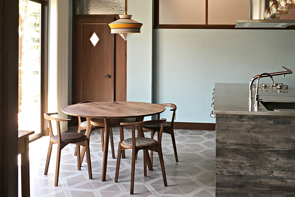 HIRASHIMA/ヒラシマ/AGILE Side Chair・AGILE Stool/アジレ サイドチェア・アジレスツール/家具/椅子/福岡