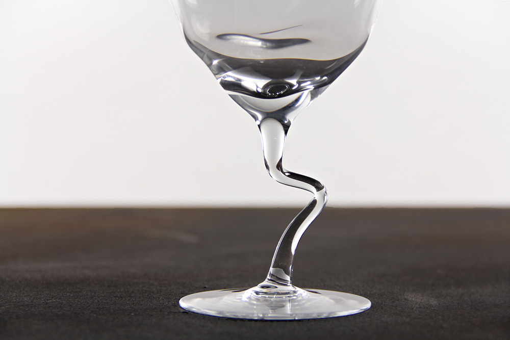 Drunk Wine Glass / ほろ酔いワイングラス