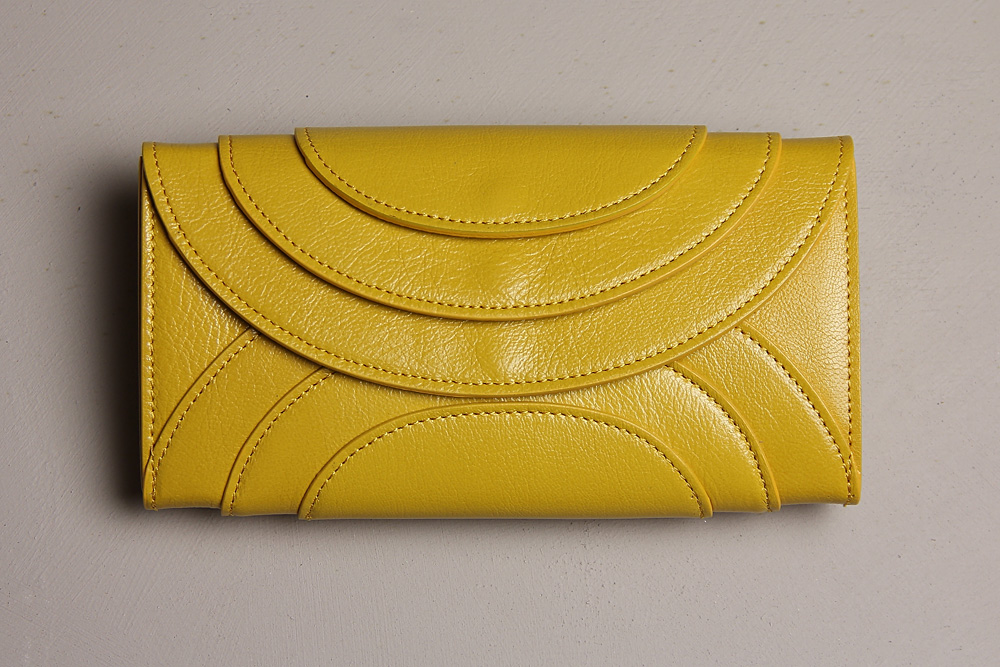 i ro se (イロセ) / fold 3F wallet