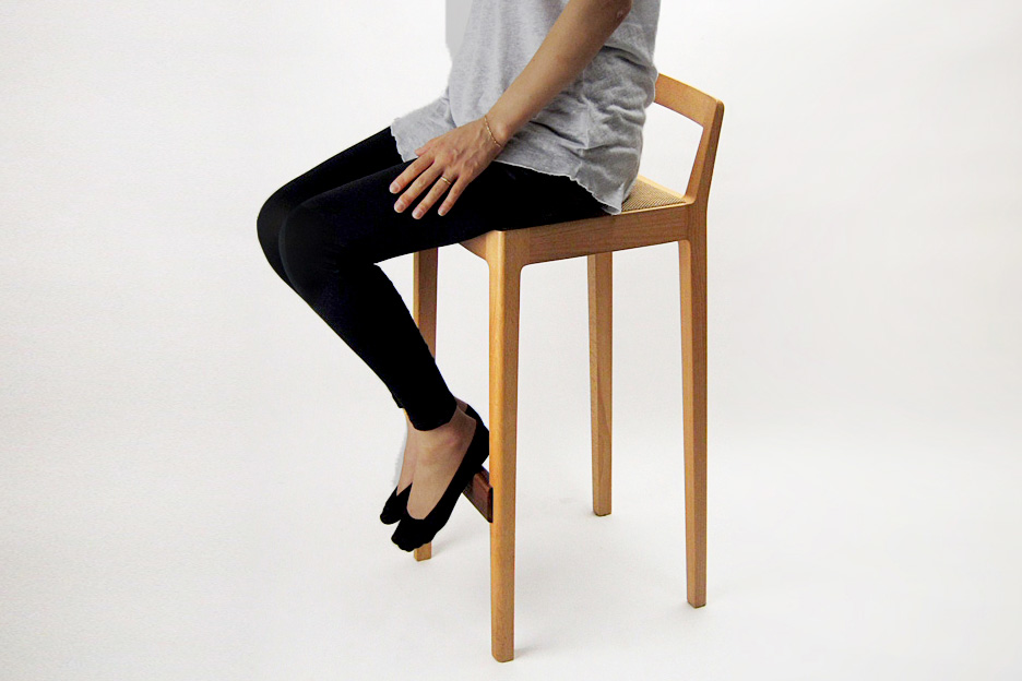 R+R counter chair