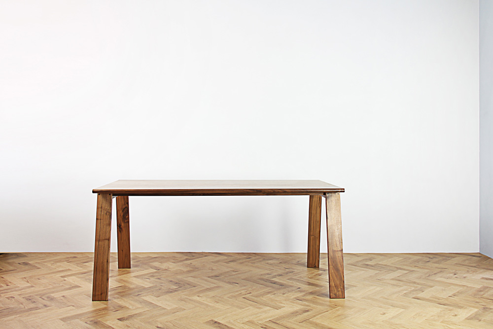 kitoki (キトキ) / WS24.hanoji table