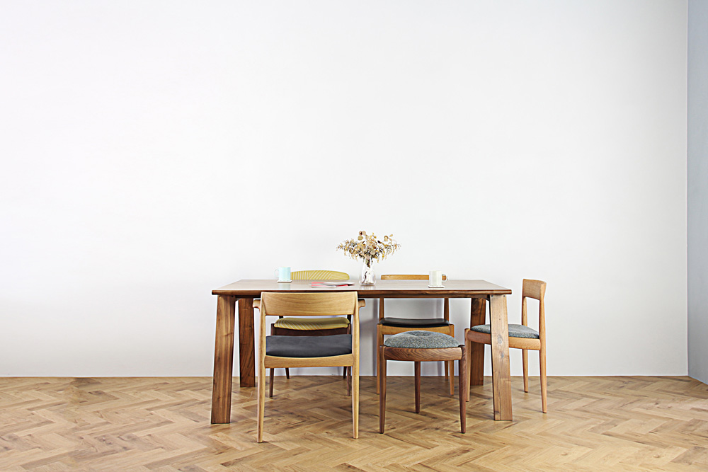 kitoki (キトキ) / WS24.hanoji table