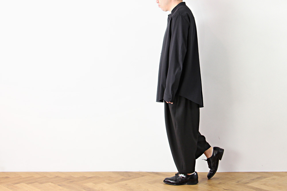 NO CONTROL AIR/ノーコントロールエアー/ウールライクポリエステル ヘビーアムンゼン ギャザーワイドパンツ/2021-22AW/XS/M/ユニセックス/ブラック/CW_NC077PF