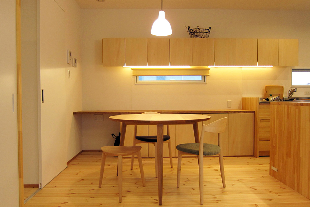 宮崎椅子製作所 / hozuki table