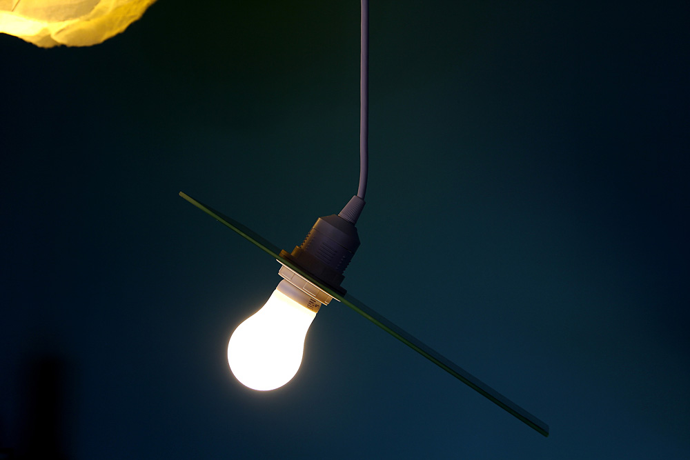 Reflected Image Light (リフレクティッド・イメージ・ライト) / 鏡像の照明