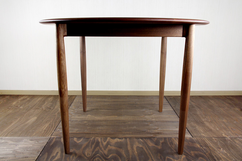 宮崎椅子製作所 / Universe dining table