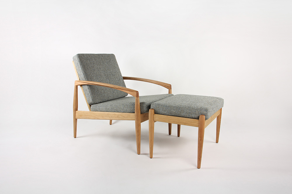 宮崎椅子製作所 / Paper Knife sofa ottoman