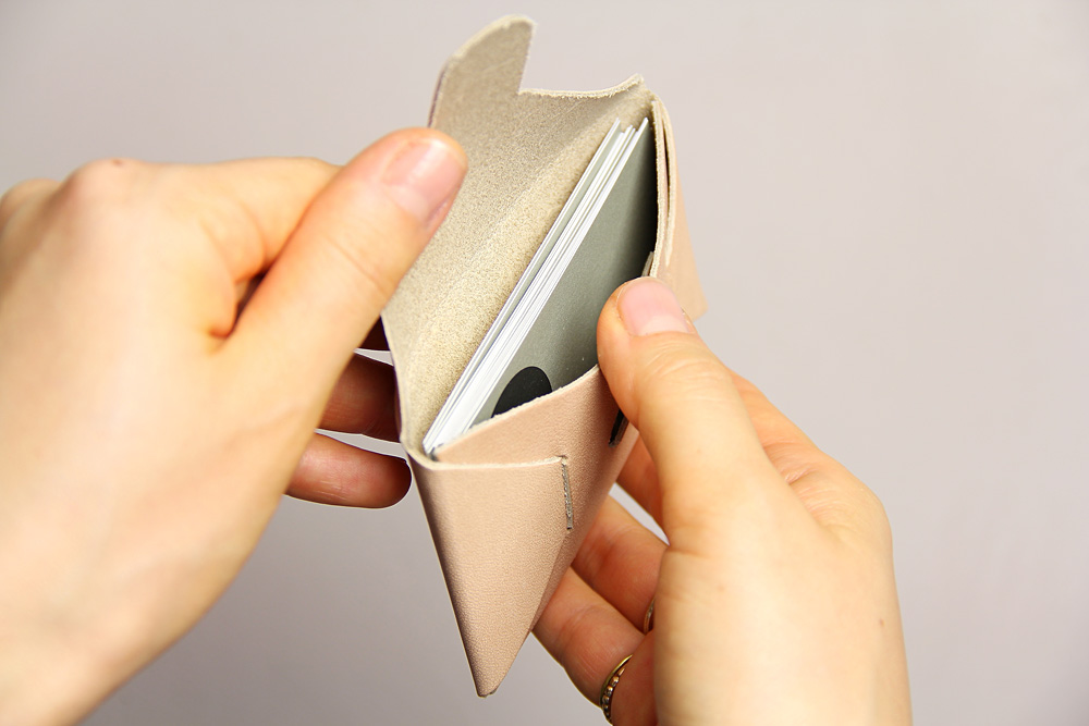 i ro se (イロセ) / seamless card case (シームレスカードケース)