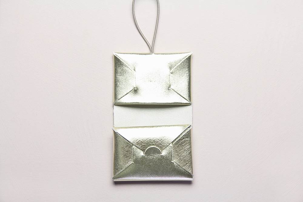 i ro se (イロセ) / seamless mini wallet (シームレスミニウォレット)